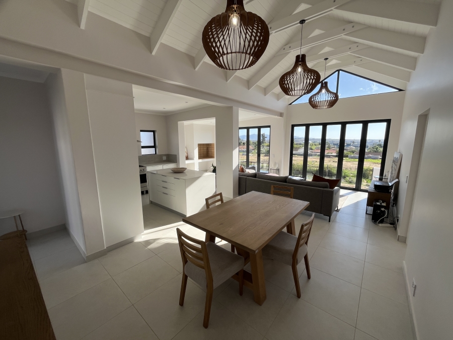 4 Bedroom Property for Sale in Wellington Central Western Cape